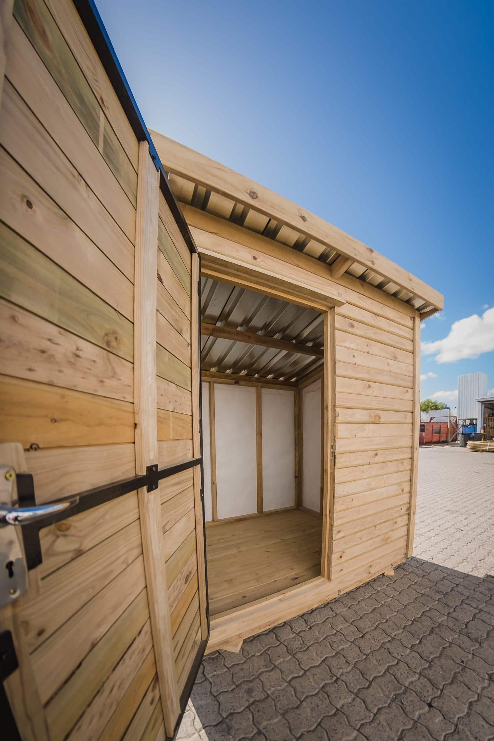 Timber Shed thumbnail 4